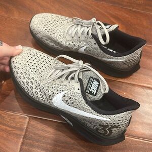 Nike zoom pegasus 35 sneakers